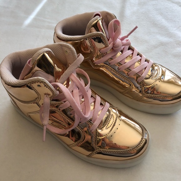 Sketchers Rose Gold Energy Lights. Size 4.5. - Picture 2 of 8